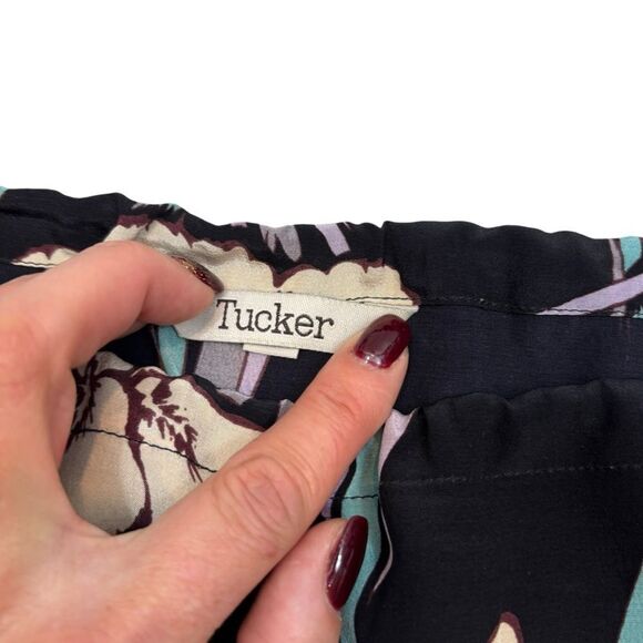 Ladies Tucker Brand Black and Floral Side Tie Pants Size Medium - Picture 4 of 14